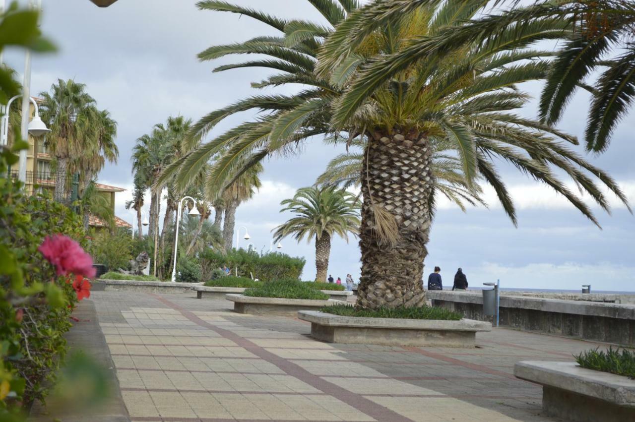 Apartment Ocean Gardens Caniço Dış mekan fotoğraf